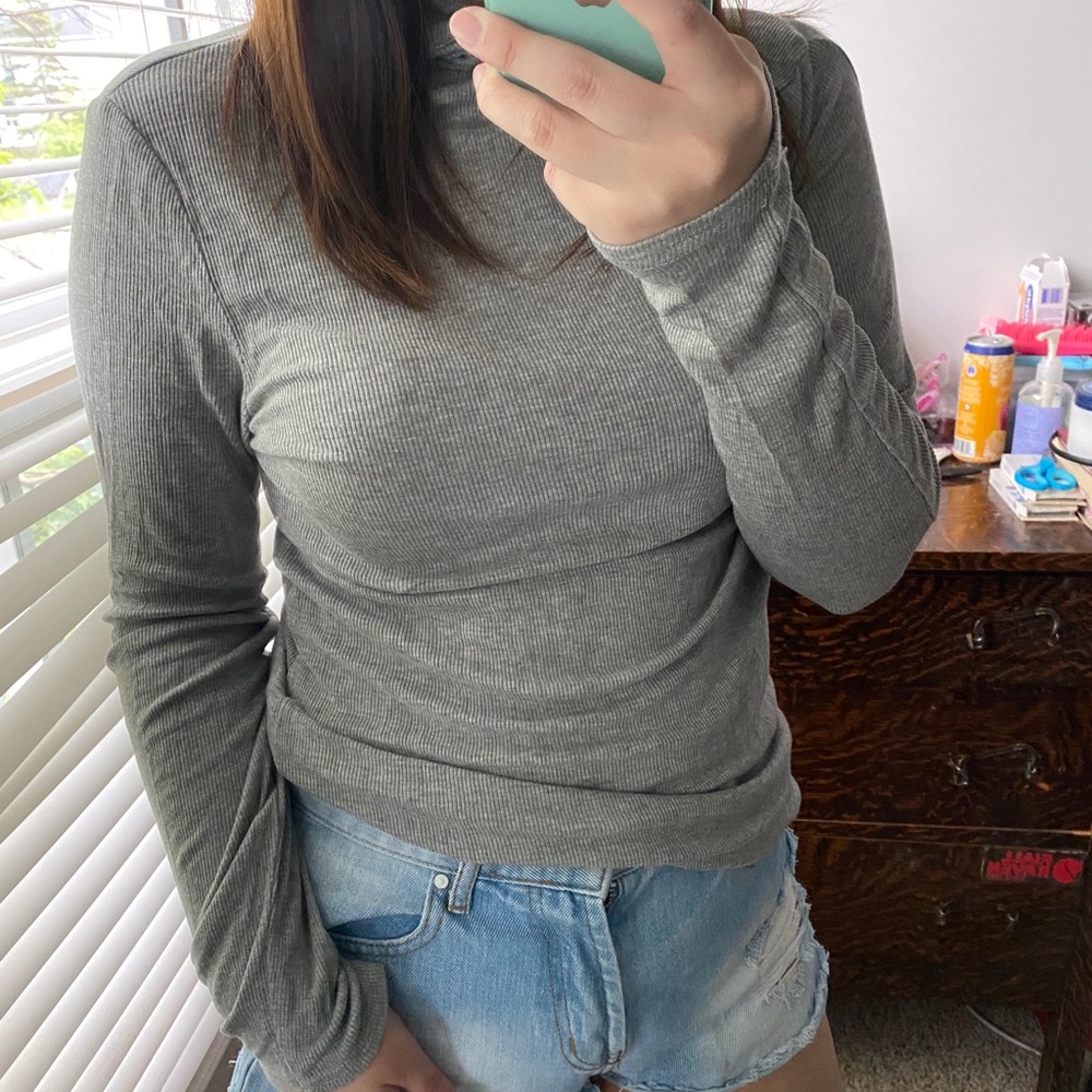 Turtle neck top - Picture 1 of 1
